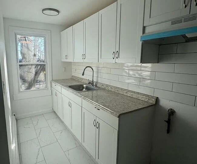 Foto del edificio - 980-982-982 Pembroke St