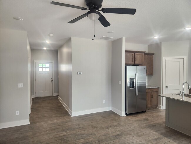 Foto del edificio - 1108 SE 8th St