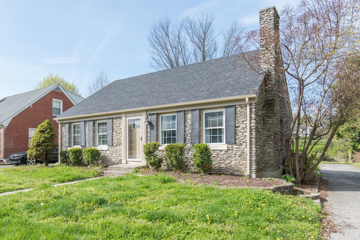 574 BobOLink Dr, Lexington, KY 40503 House for Rent in Lexington