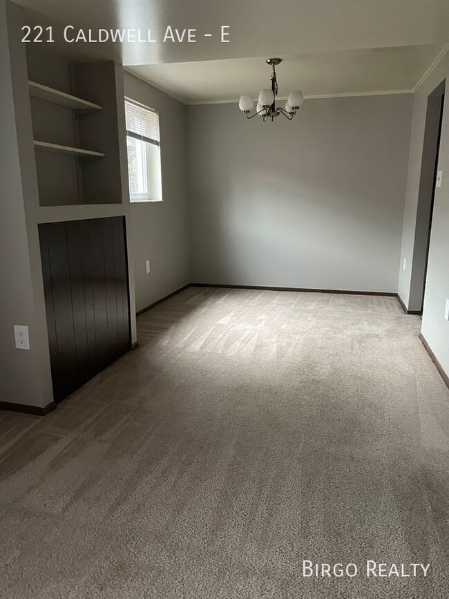 Foto del edificio - A Spacious 2 Bed/1 Bath APARTMENT in WILME...