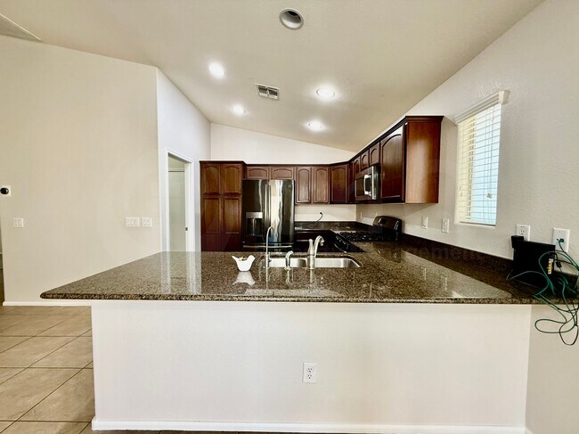 Building Photo - 4148 E Sandy Way