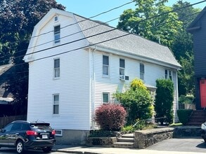 Building Photo - 178 Pleasant St