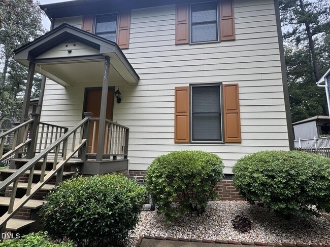 Building Photo - 5019 Simmons Branch Trail