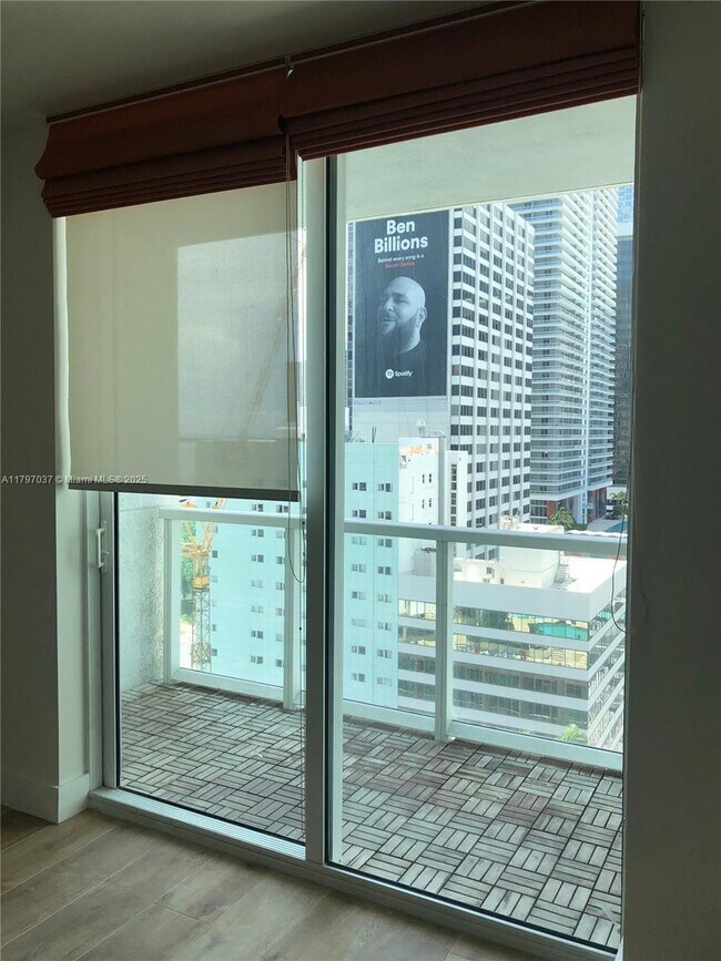 Foto del edificio - 244 Biscayne Blvd