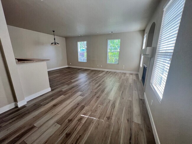 Foto del edificio - 12773 Leyden St