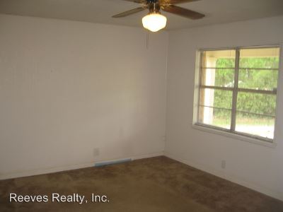 Building Photo - 2476 Melanie Ct E