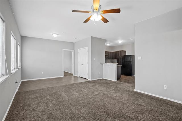 Foto del edificio - 609 Meadow View Ct