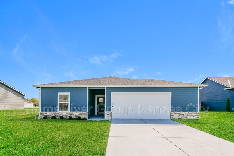 Foto principal - 137 Burlington Dr