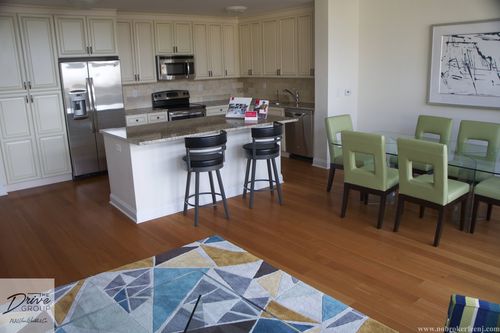 Foto del edificio - 575 River Rd