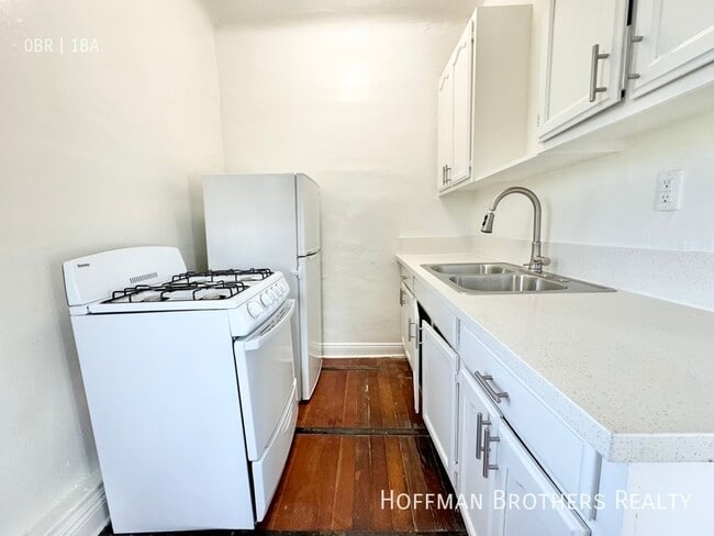 Building Photo - 109 Normandie Ave