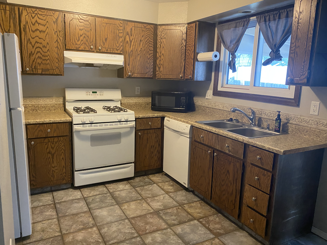 Foto del edificio - 104 Briarwood Ct