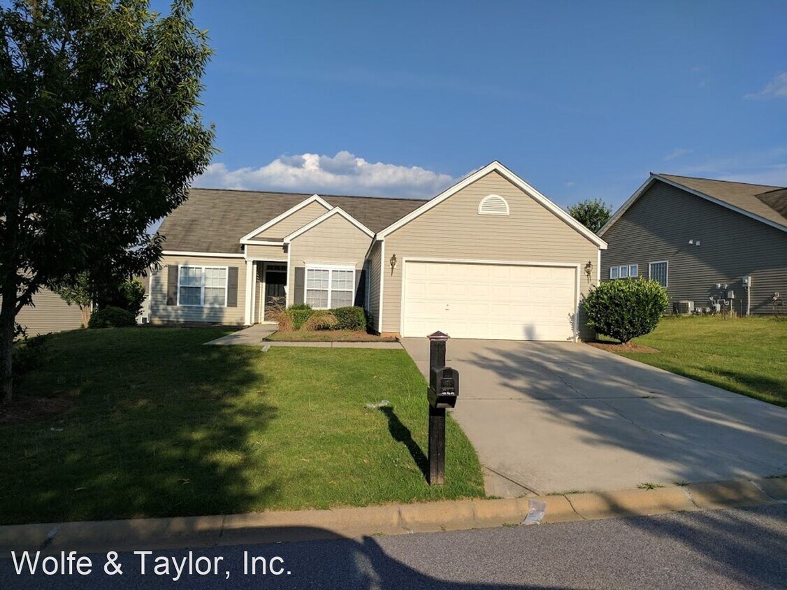 356 Barnevelder Dr, Lexington, SC 29072 House Rental in Lexington, SC