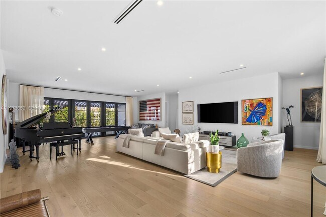 Foto del edificio - 2015 Country Club Prado