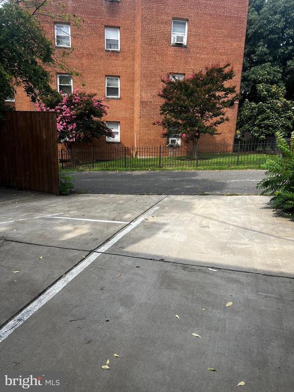 Foto del edificio - 924 19th St NE