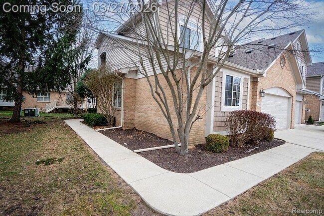 Building Photo - 23869 McCort Dr