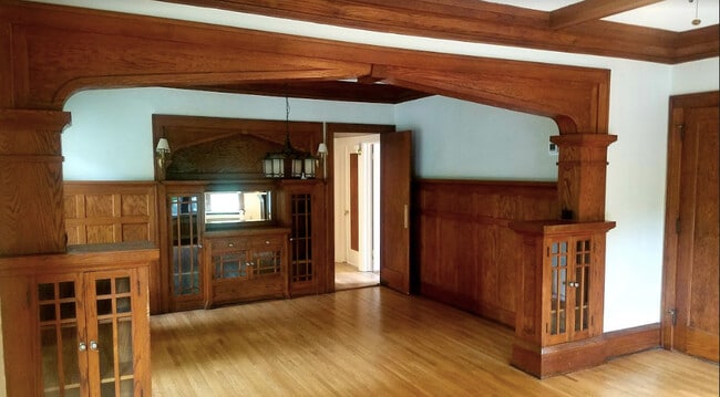 Dining Room - 1906 Portland Ave