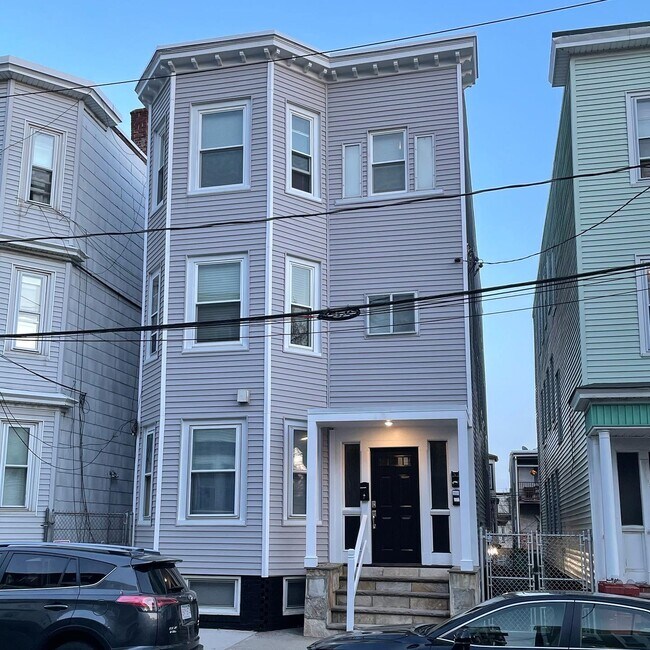 Foto del edificio - 216 Princeton St