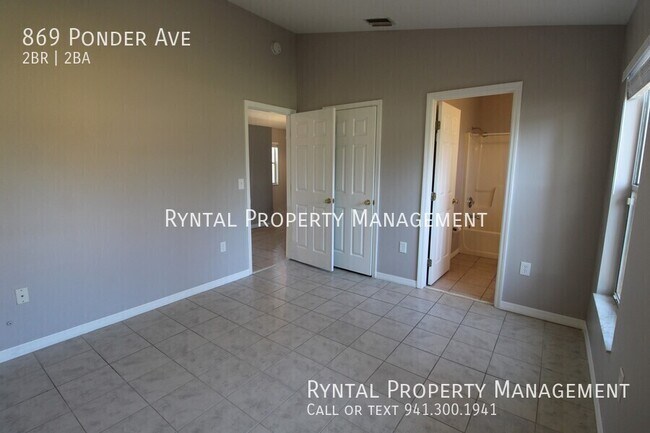 Foto del edificio - 869 Ponder Ave