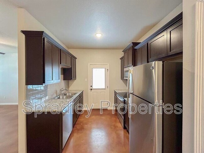 Foto del edificio - 206A Juniper Dr