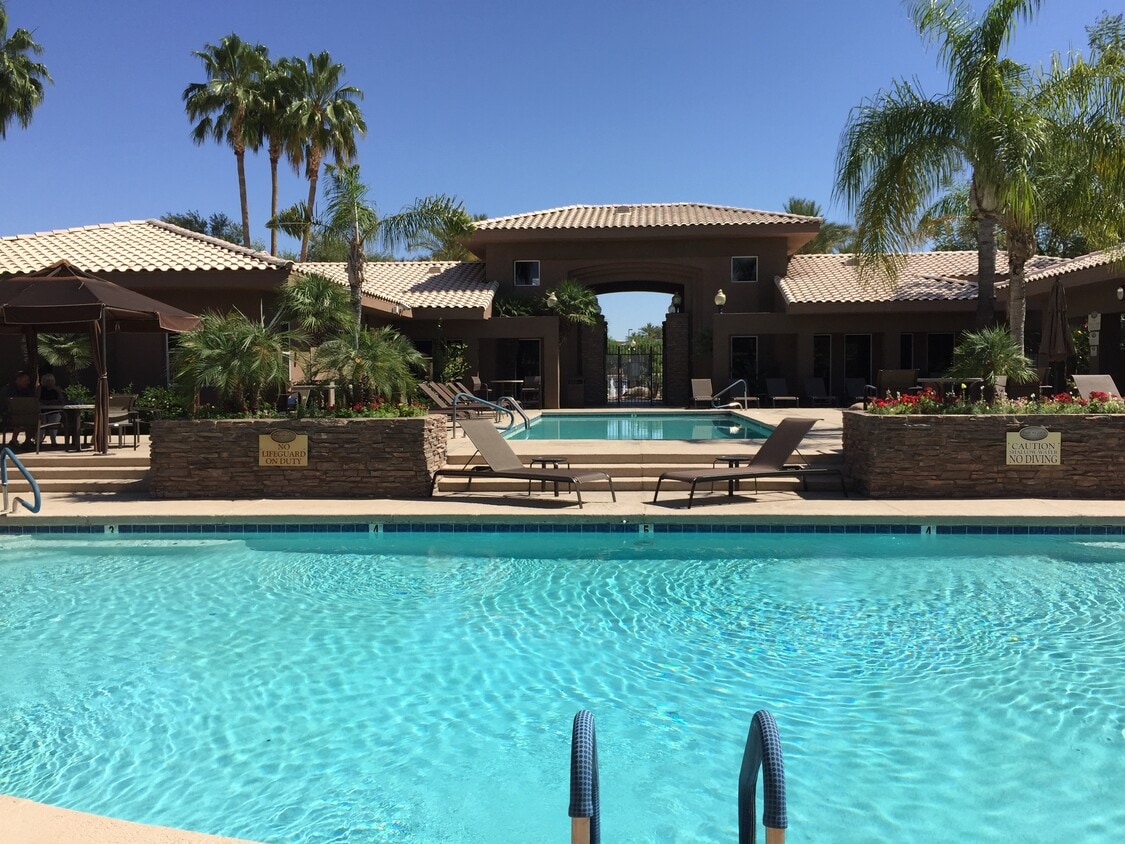 Primary Photo - 7009 E Acoma Dr