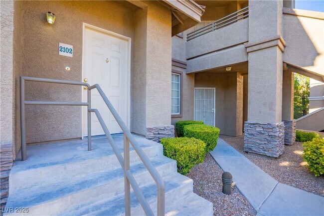 Foto del edificio - 9901 Trailwood Dr