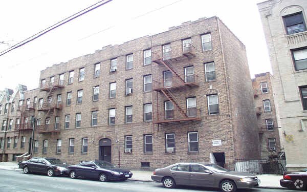 Primary Photo - 1855 Bogart Ave