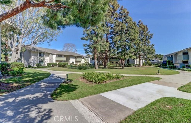 Building Photo - 8566 Van Ness Ct