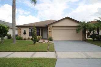 Building Photo - 2915 Woolridge Dr