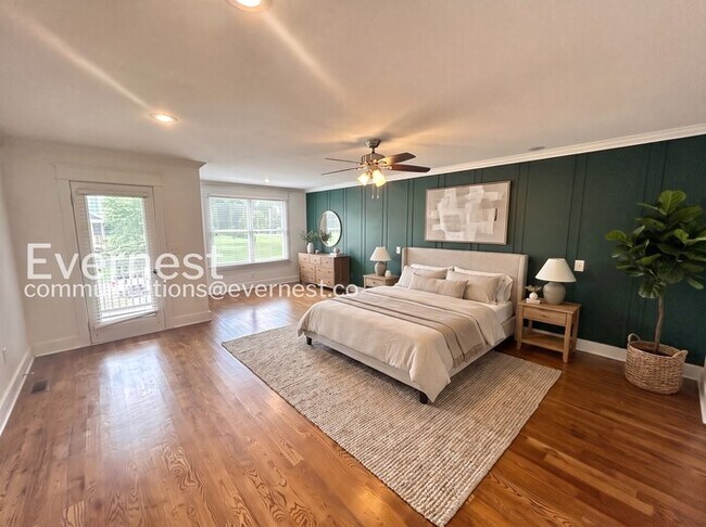 Foto del edificio - 2905a Davis Ave
