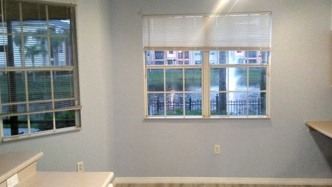 Building Photo - 10825 Windsor Walk Dr