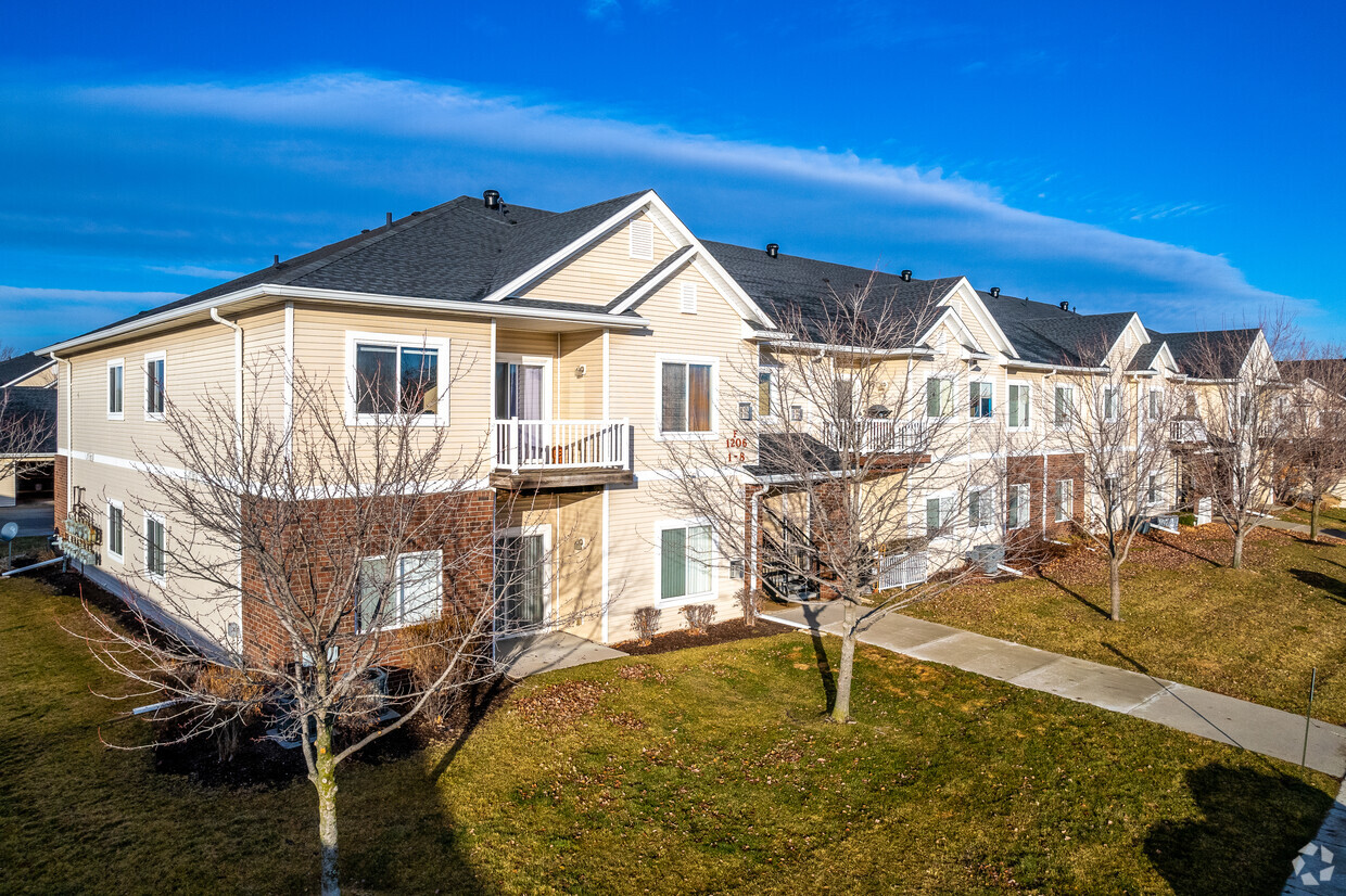 Primary Photo - Delaware Park Condominiums