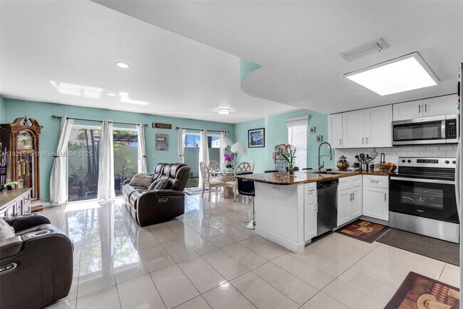 Foto del edificio - 13751 SW 160th St