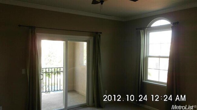 Building Photo - Mountain House 2 Bedroom 2 Bath Townhome