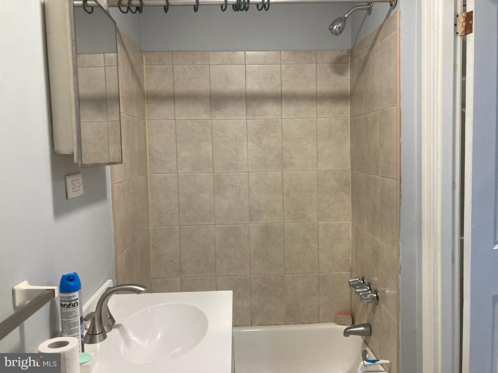 Foto principal - 1843 Frankford Ave