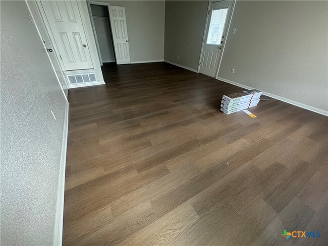 Building Photo - 4903 John David Dr