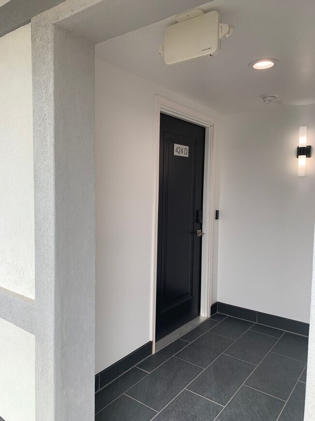 Foto del edificio - 3 Bedroom 1.5 Bath Apartment *Newly Renova...