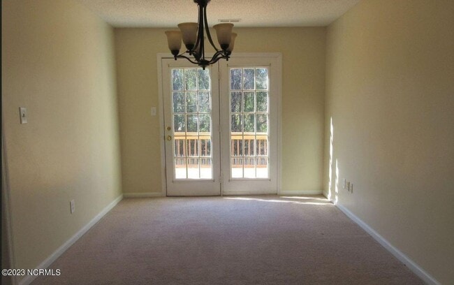 Building Photo - Beautiful 4 Bedroom Home-122 Archdale Drive