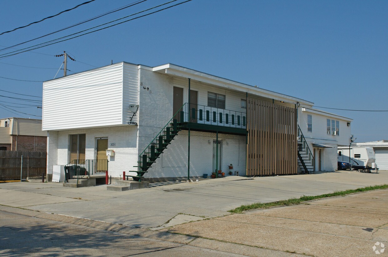 Foto principal - 3029 Edenborn Ave