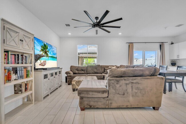 Foto del edificio - 1772 SE 8th Terrace