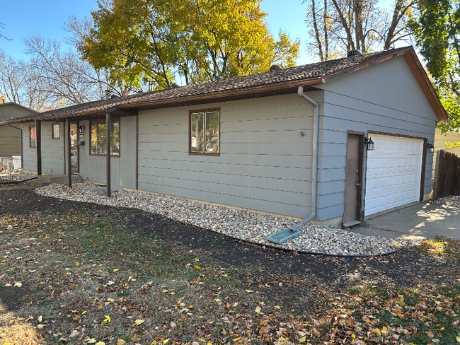 Foto del edificio - 1809 W 37th St