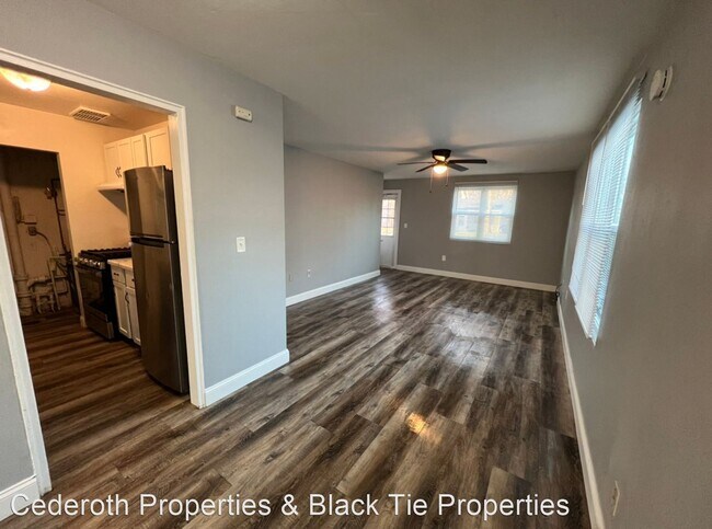 Building Photo - 3 br, 1 bath House - 3718 10th Avenue Ct