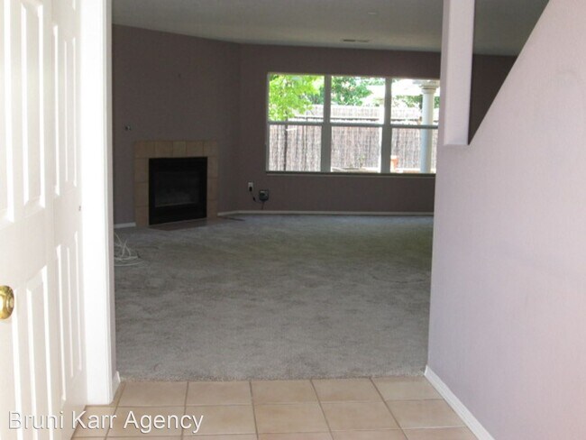 Foto del edificio - 3 br, 2.5 bath House - 11251 Campo Del Oso NE