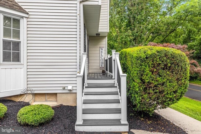 Building Photo - 107 Emery Ct