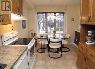 Photo du bâtiment - 410 Ambleside Dr