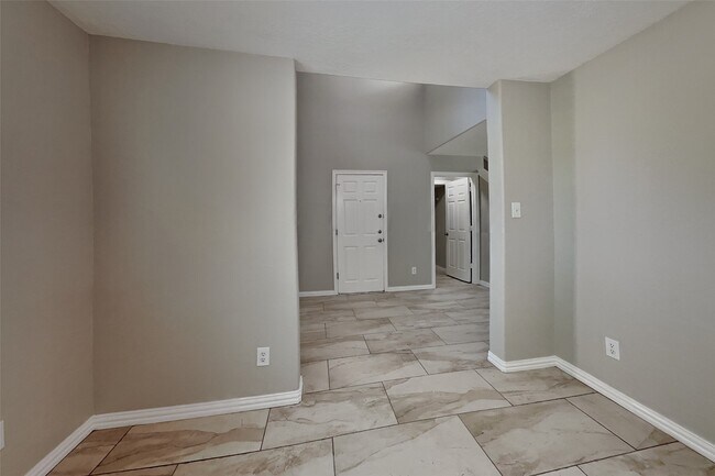 Foto del edificio - 19731 Village Ridge Dr