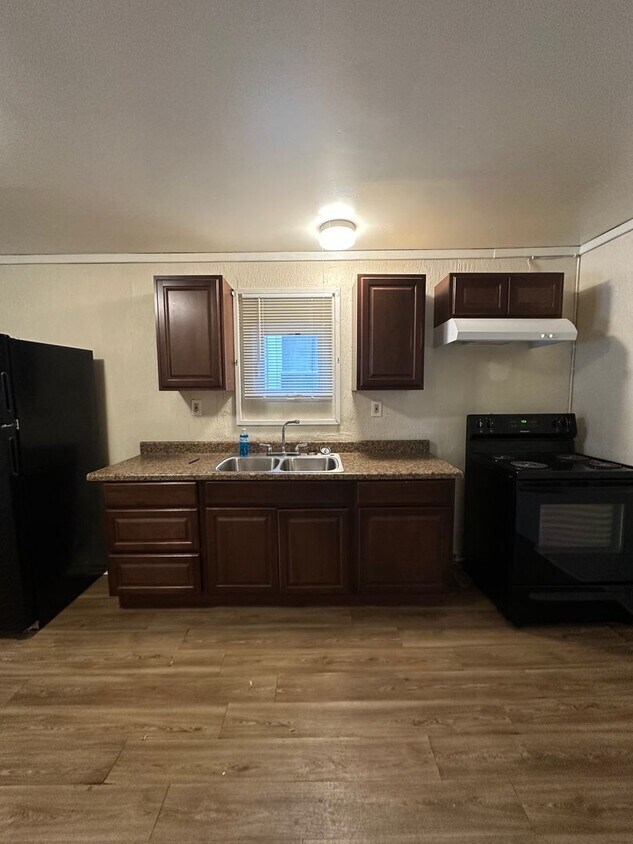 Foto principal - Harambee Single Family Home Available