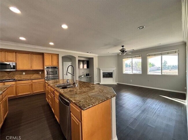 Foto del edificio - 3715 Club Rancho Dr