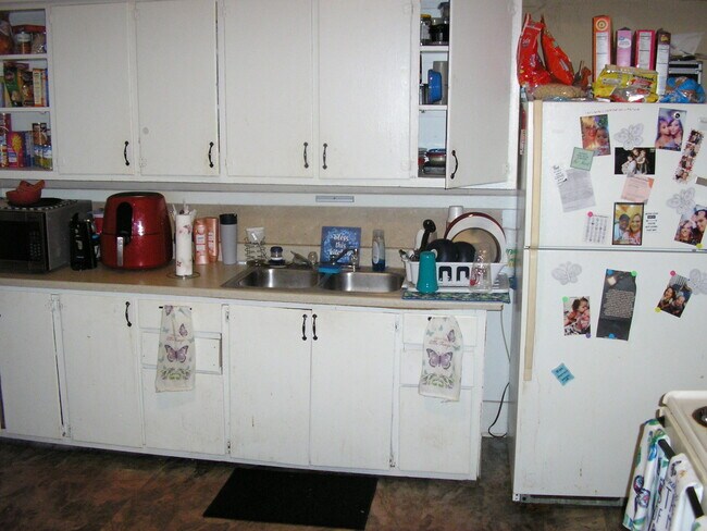 Foto del edificio - 1584 Collegeview Dr