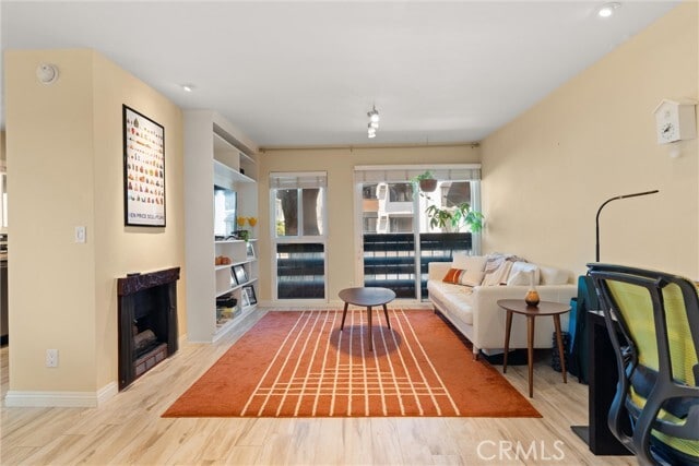 Building Photo - 1021 N Crescent Heights Blvd