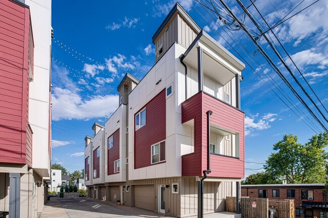 Building Photo - 1367 Knox Ct